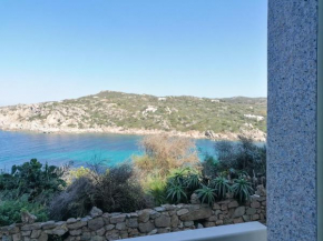 Rooster Home's Santa Teresa Gallura